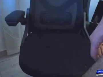 Chaturbate Free Porn Cam of blonde_and_bigcock