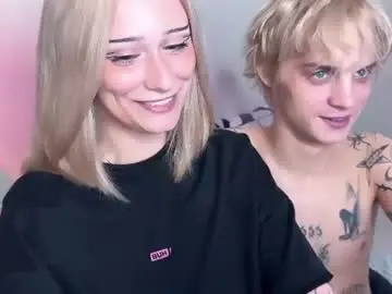 Chaturbate Live Sex Cam of miaside