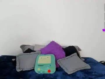 Chaturbate Live Sex Cam of cherry_violeta