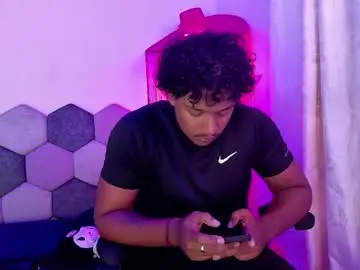 Chaturbate Free Live Porn of desireduo_tgn