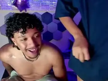 Chaturbate Live Sex of desireduo_tgn