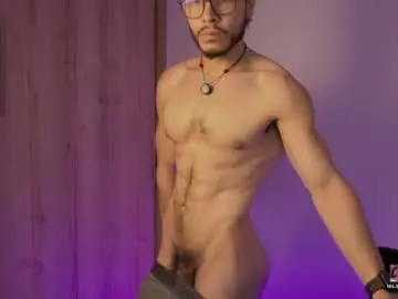 Chaturbate Best live sex cam show of maxifit_