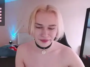 Chaturbate Live Porn of rainbow__salt