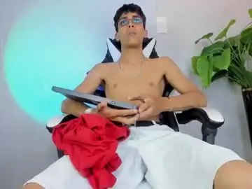 Chaturbate Free Live Porn of andy_collinss_