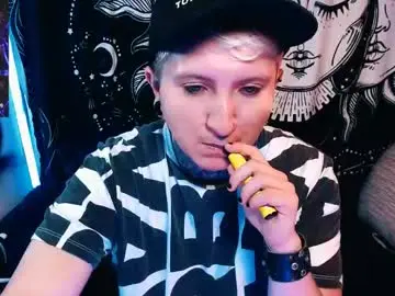 Chaturbate Live Porn of ftmblueyes
