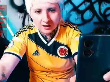 Chaturbate Nude Webcam of ftmblueyes