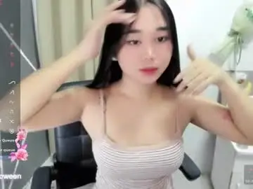 Chaturbate Watch Live Sex Cams of ur_sweetiechess18