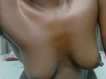 Chaturbate Best Webcam of ebony_pearl69