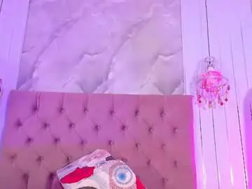Chaturbate Free Porn Cam of lunarosse18