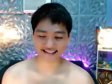 Chaturbate Best live sex cam show of mister_officer