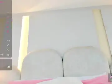 Chaturbate Live Sex Cam of salomebell