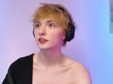 Chaturbate Free Live Porn of kessy_white