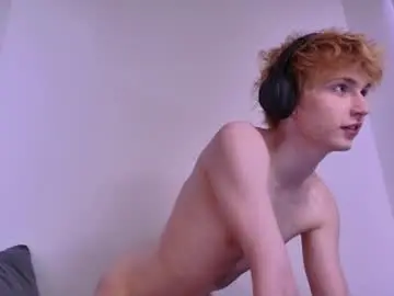 Chaturbate Live Sex Cam of kessy_white