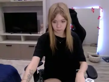 Chaturbate Live Sex Cam of minnie_ange1