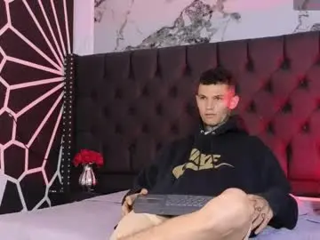 Chaturbate Sex Cam of paulo527