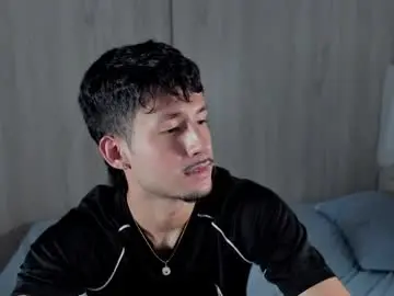 Chaturbate Best live sex cam show of dimitri_targaryen