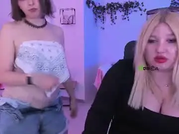 Chaturbate Live Sex Cam of emma_bless_