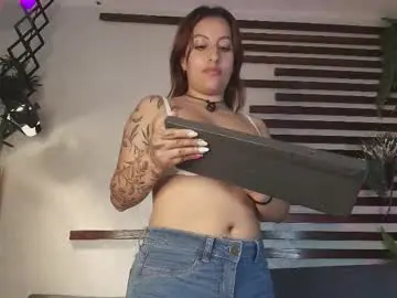 Chaturbate Live Porn of isamoon_