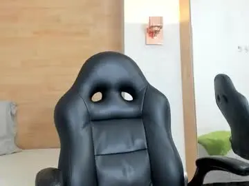 Chaturbate Watch Live Sex Cams of julieth_brown_