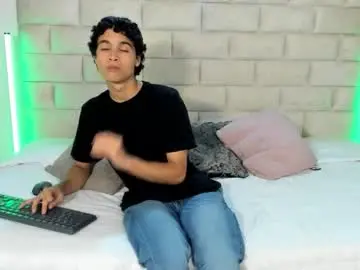 Chaturbate Free Porn Cam of liamblazze_