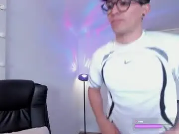 Chaturbate Live Porn of mikeyvioleta