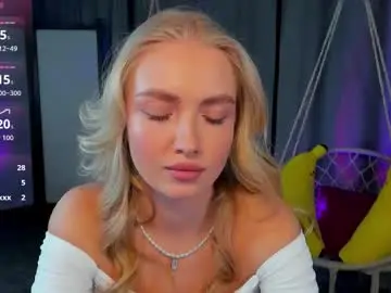 Chaturbate Live Sex Cam of tessahamilton