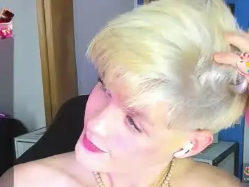 Chaturbate Free Porn Cam of vladhellsing4