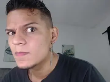 Chaturbate Adult Webcam of axcel_boy
