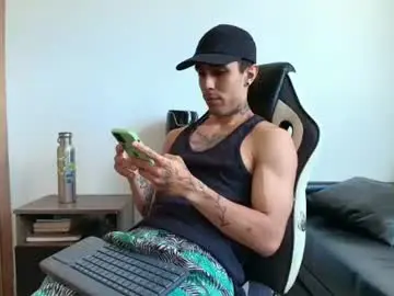 Chaturbate Best live sex cam show of liorvante