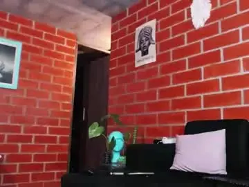 Chaturbate Best live sex cam show of trix_fiore_oficial