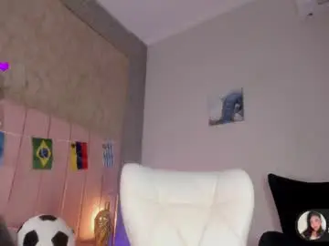 Chaturbate Live Porn of agatha_jener