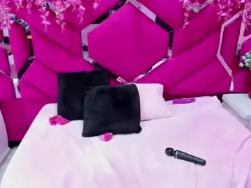 Chaturbate Adult Video Chat of atena_glow_