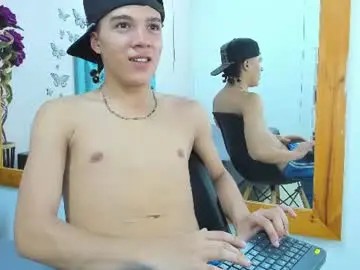 Chaturbate Sex Chat of charlie_latino