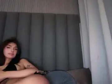 Chaturbate Watch Live Sex Cams of emeraldfvckinggreyson