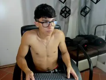 Chaturbate Live Porn of jeremy_job