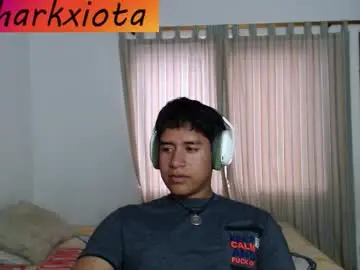 Chaturbate Watch Live Sex Cams of sharky_g