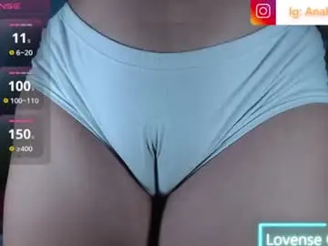 Chaturbate Watch Live Sex Cams of ana_loveee