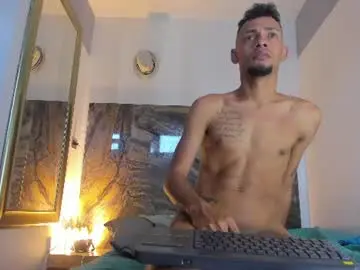 Chaturbate Adult Webcam of emanuel_26