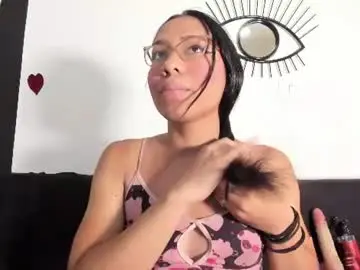 Chaturbate Live Sex of emilygomezz