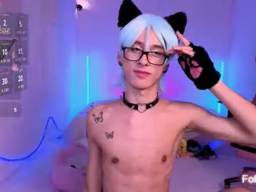 Chaturbate Free Porn Cam of kitsuneplay_