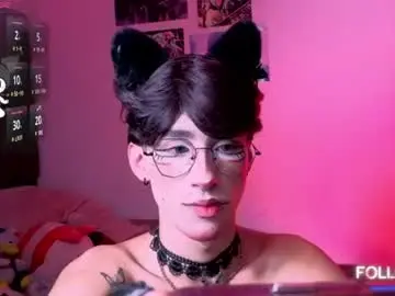 Chaturbate Free Porn Cam of kitsuneplay_