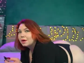 Chaturbate Live Sex Cam of lilumytrend