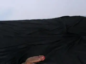 Chaturbate Watch Live Sex Cams of michellelewiss_