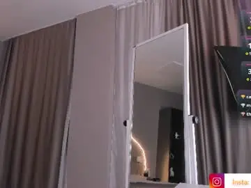 Chaturbate Live Sex Cam of nora_fade