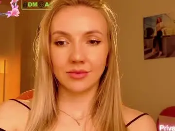 Chaturbate Live Sex Cam of rina_asty