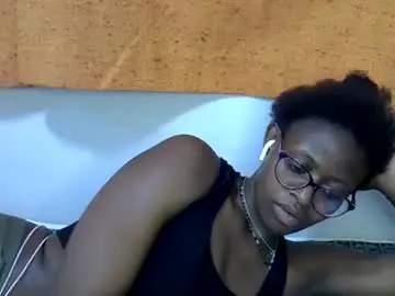 Chaturbate Live Sex Cam of sweet_zarah