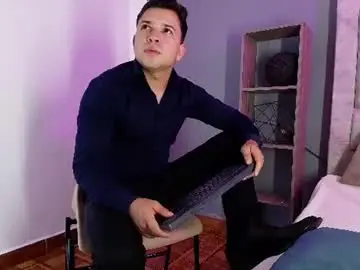 Chaturbate Sex Chat of hey_noah