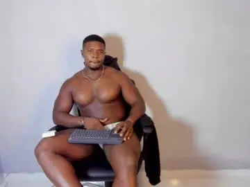 Chaturbate Best live sex cam show of leonardo_jones1
