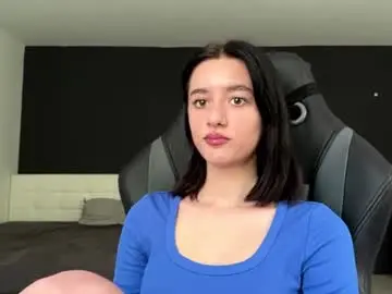 Chaturbate Free Porn Cam of merrillnoorigian
