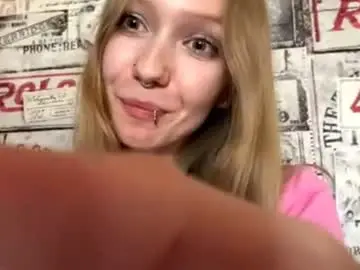 Chaturbate Adult Webcams of gertrudeuran